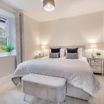 Rockwood- Family With Hot Tub *