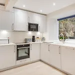 Rockwood- Family With Hot Tub * גראסמיר