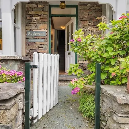 別荘 Rockwood- Family With Hot Tub *