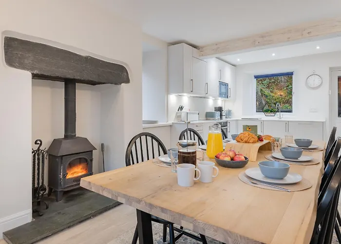 Rockwood- Family With Hot Tub Grasmere