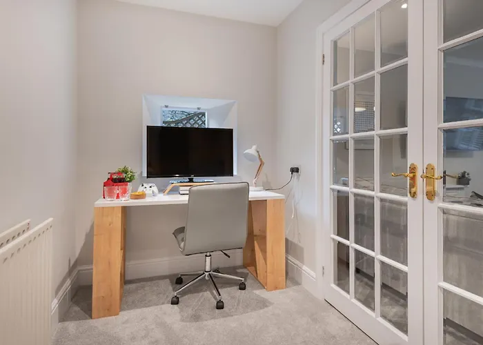 Rockwood- Family With Hot Tub * Grasmere