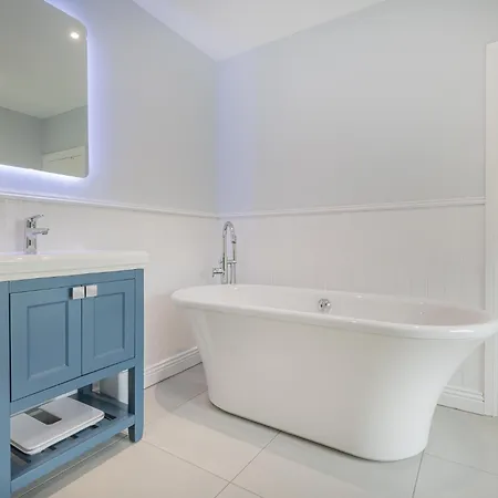 Rockwood- Family With Hot Tub Ferienhaus Grasmere